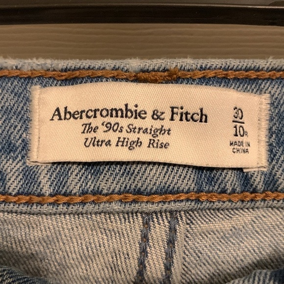 Abercrombie & Fitch 90’s Ultra High Rise Size 10/30 - Picture 3 of 9